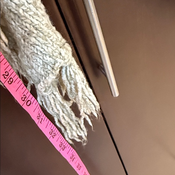 Kenzie Women’s open fringe sweater vest tan size Small - Picture 12 of 12